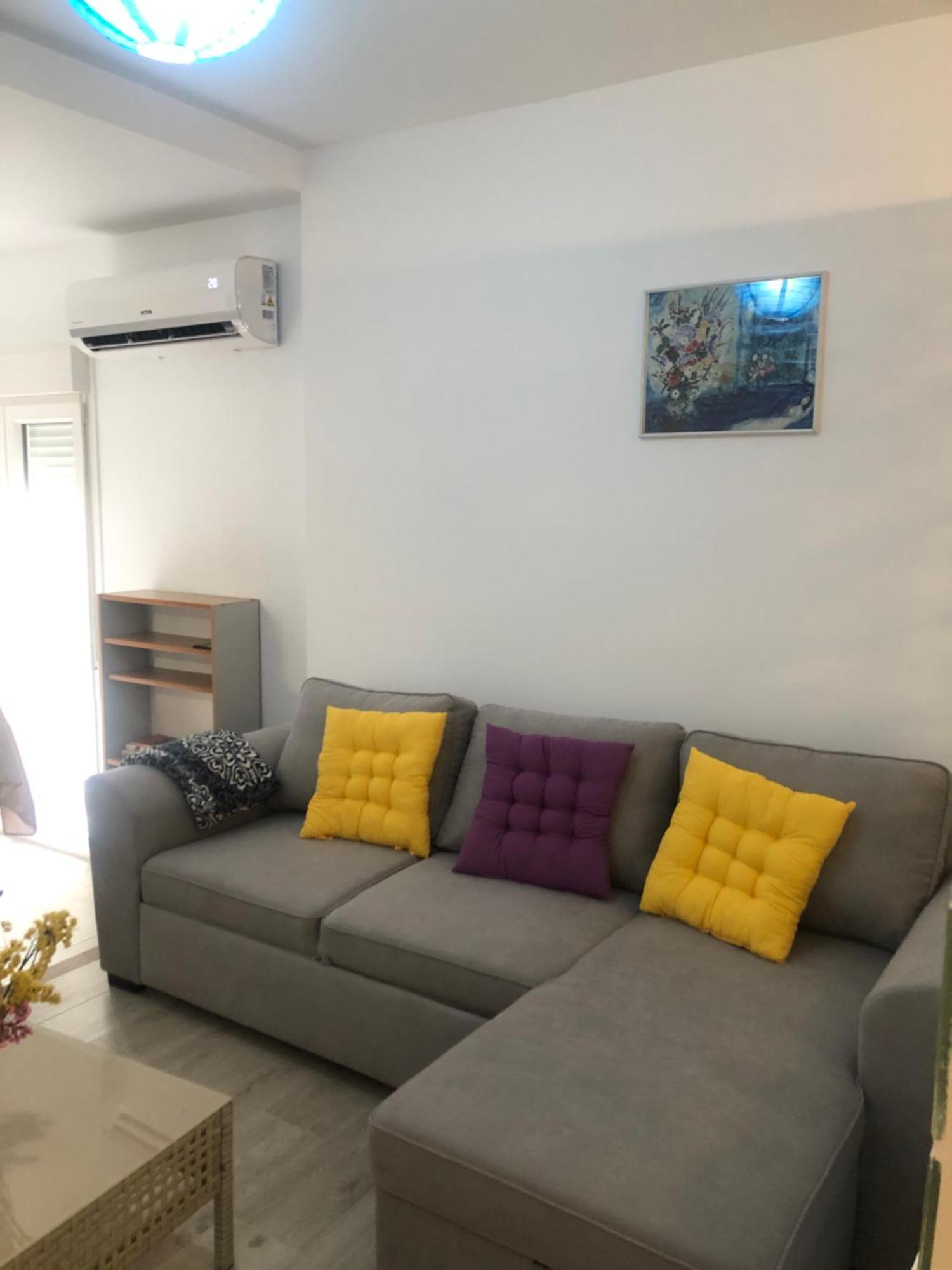 Plaza Apartment